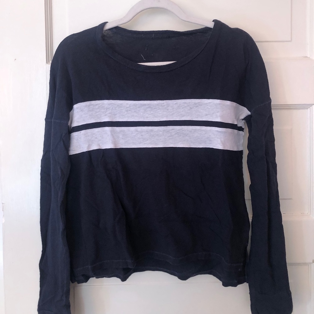 A&F long sleeve shirt